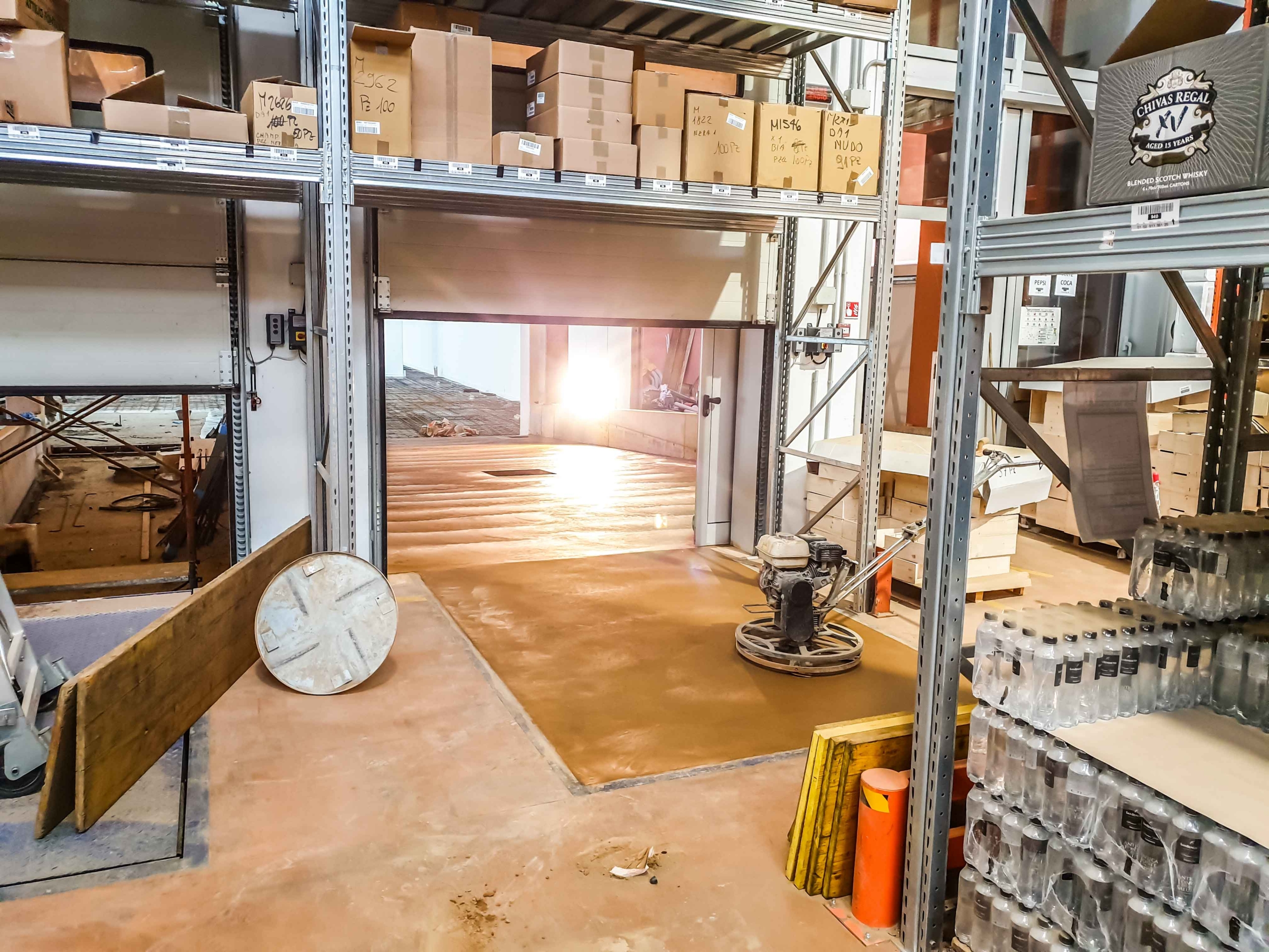 santi pavimenti industriali, massetti sabbia cemento, massetto sottofondo alleggerito, rampa antiscivolo calcestruzzo treviso vicenza verona padova rovigo